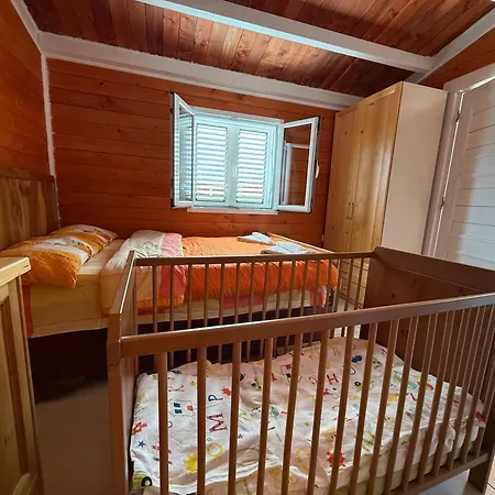 Baven -toven Naturae Feriegård Rubik