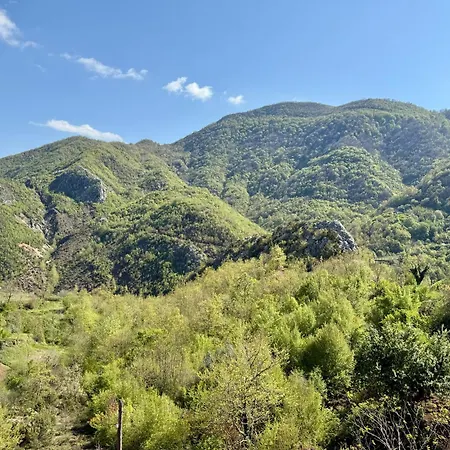 Alloggio per agriturismo Baven -toven Naturae *